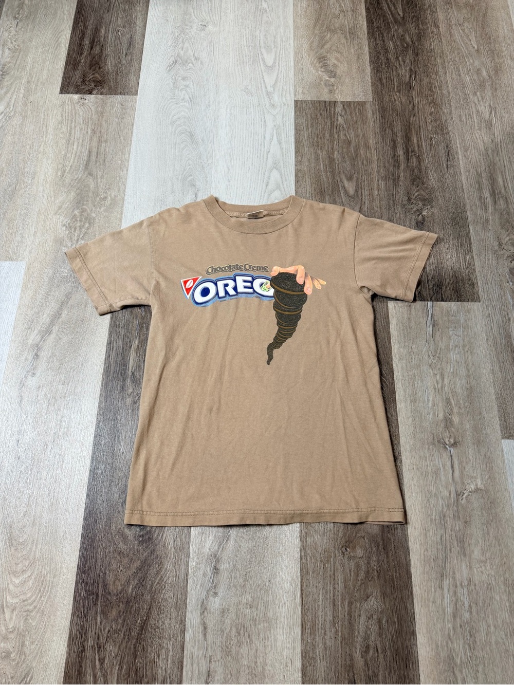 Vintage 2000s Oreo Chocolate Creme Graphic Short Sleeve Tee